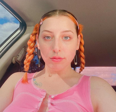 Lyrabella, 32, United States