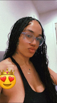 Angel Tee, 32, United States