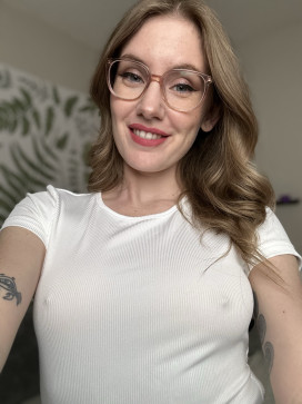 Emma Ruby, 33, United States