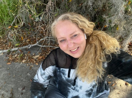 Morena, 40, United States