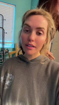 Chloe, 27, United States