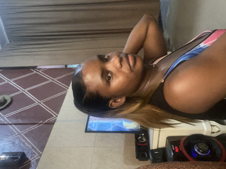 Suzzylove, 27, United States