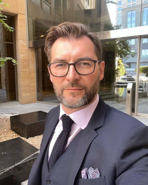 General Tit, 32, United States