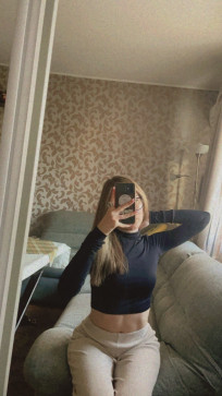 Lauren Harley, 25, United States