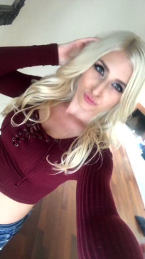 Fiona Armstrong, 29, United States