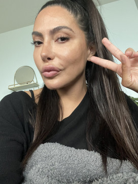 Amber Miles, 27, United States