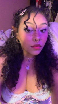 Carrie Madison, 27, United States