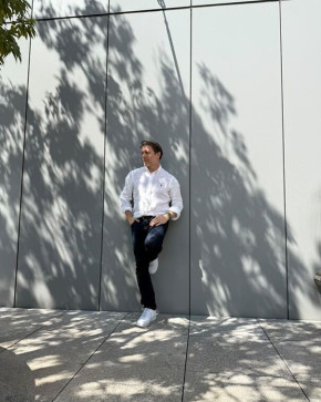 George, 45, United States