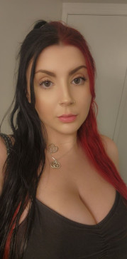 Sarah, 25, United States