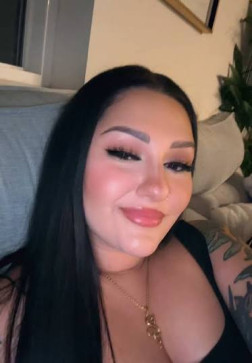 Stephanie, 18, United States