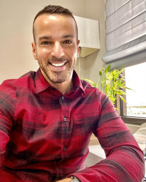 Matthew, 47, United States