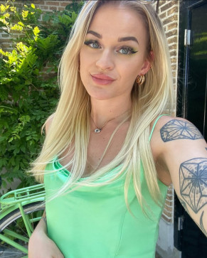 Stacy, 22, United States