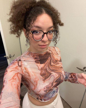 Valerie, 30, United States