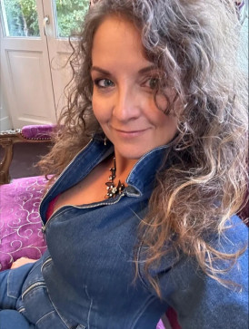 Alicia, 30, United States