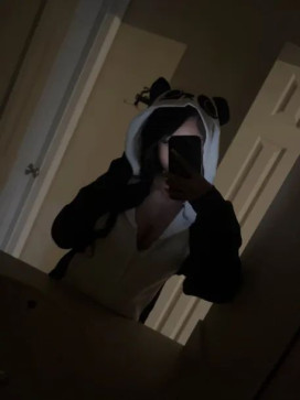 Charlie, 19, United States