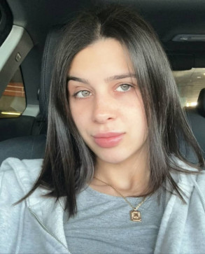 Olivia253, 24, United States