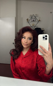 Paulina, 23, United States