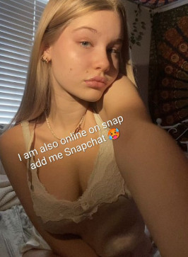 Emmx, 22, United States