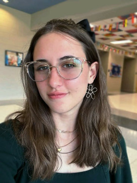 Emma, 20, United States