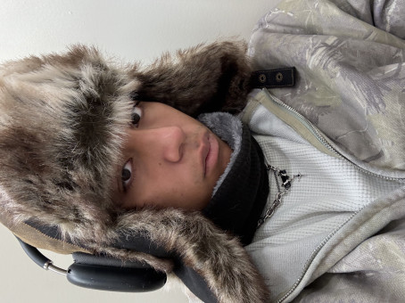 Julian, 19, United States