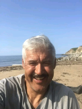 John, 57, United States