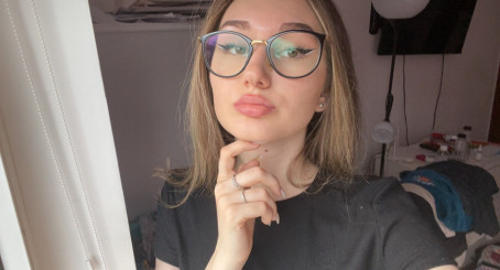 Rosie Kurtz, 27, United States