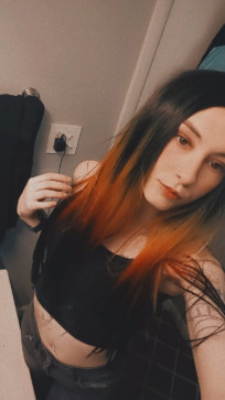 Hayley, 22, United States
