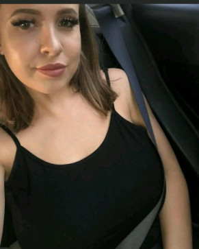 She Is Queen, 33, United States