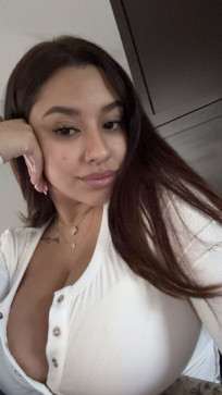 Mary Sandra, 25, United States