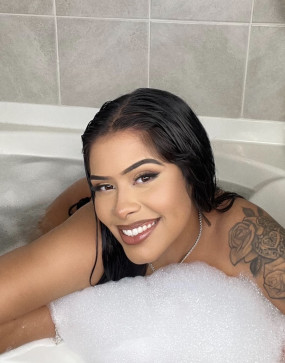 Elsaaa1, 28, United States