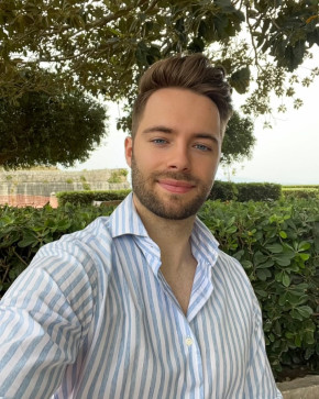 Donovan Dux, 34, United States