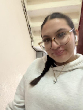 Veronica, 18, United States