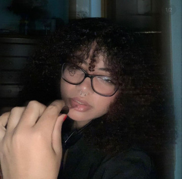 Sophia, 18, United States