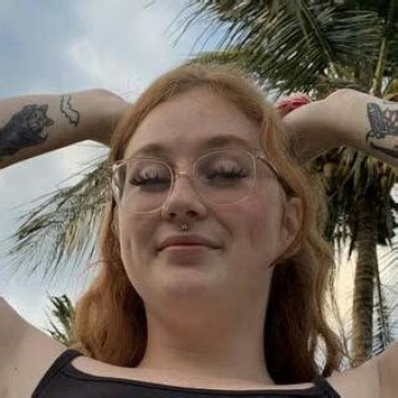 Juliet Mary, 21, United Kingdom