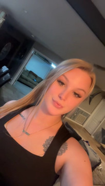 Alanna Karen, 29, United States