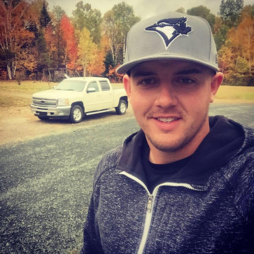 MitchD, 22, Canada