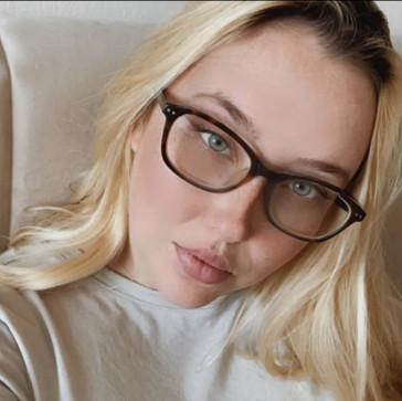 Katie628, 28, United States