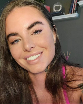 Charlotte Morgan, 28, United States