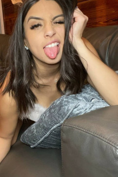 Jane Mary, 30, United States