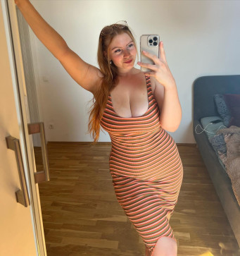 Prettyanpetiti, 18, United States