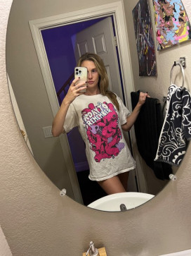 Grace Hall, 31, United States