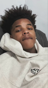 Fella Pounds, 18, United States