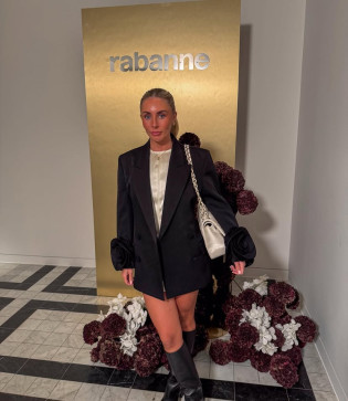 Private Account, 26, United States