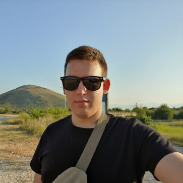 Alexios, 20, Greece