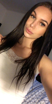 PrettiestSarah, 28, United States