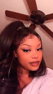 Cora_3, 18, United States