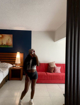 Aphrodite, 18, United States