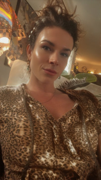 Mollyseexy, 27, United States