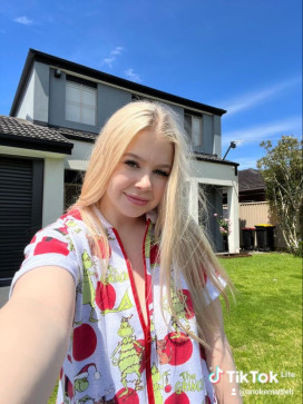 Charlotte, 38, United States