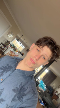 Riley 6rsquo3, 18, Australia